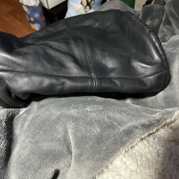 Concepts Black Full Grain Leather Shoulder Bag 13”x14”.  Lightly Used. - Picture 5 of 12